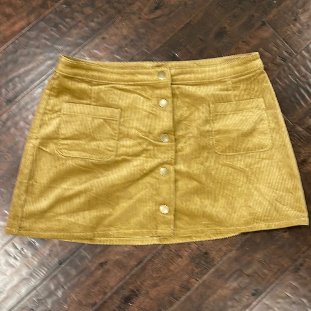 Arizona corduroy skirt. Brown. New without tags
